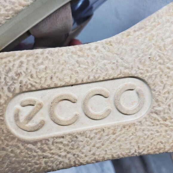 Ecco Shoes Womens Size 8 Moon Rock Taupe Brown Leather Flowt Sandals *Read* - Picture 2 of 11